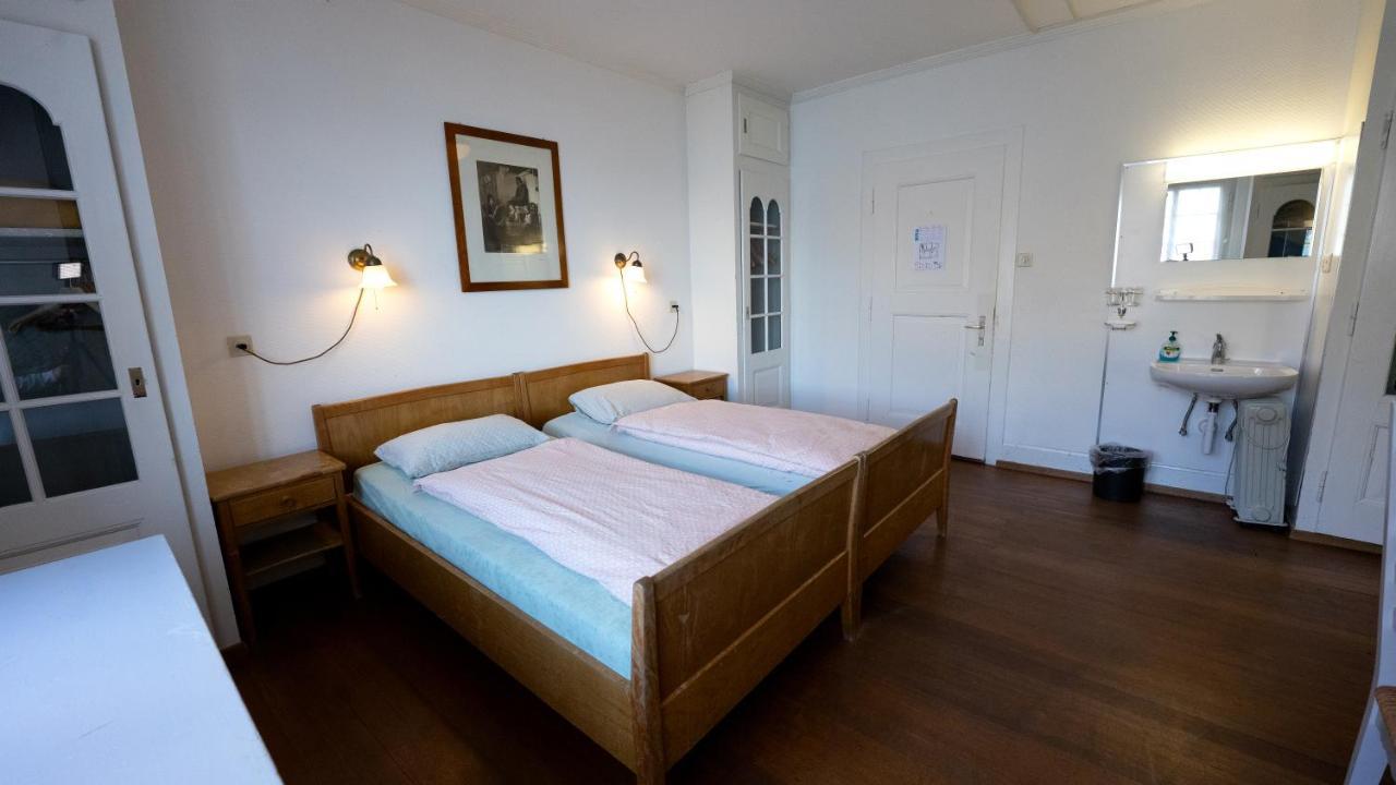 Leissigen Youth Hostel Ngoại thất bức ảnh